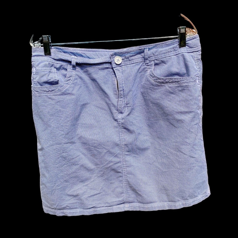 Crofts and Barrow Skort. - Size 14 - Picture 3 of 6